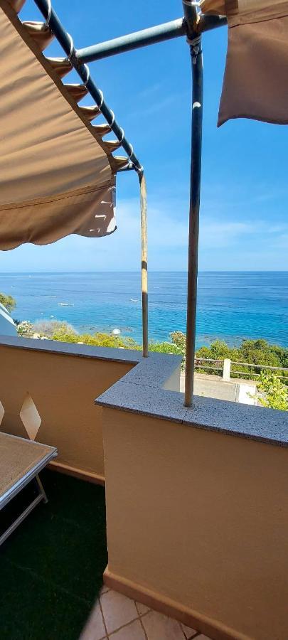 Independent Apartment With Spectacular View Кала-Гононе Экстерьер фото